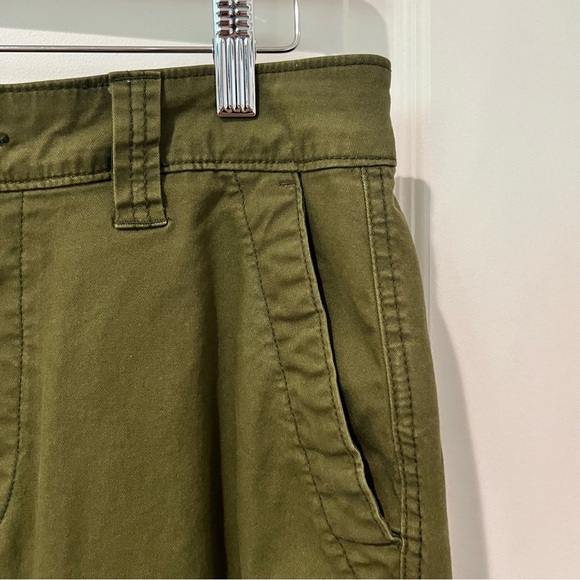 Old Navy High Waisted Chino Pants - Picture 6 of 12